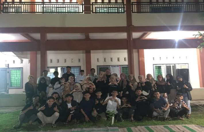 pelaksanaan buka bersama bersama alumni jurusan TKJ